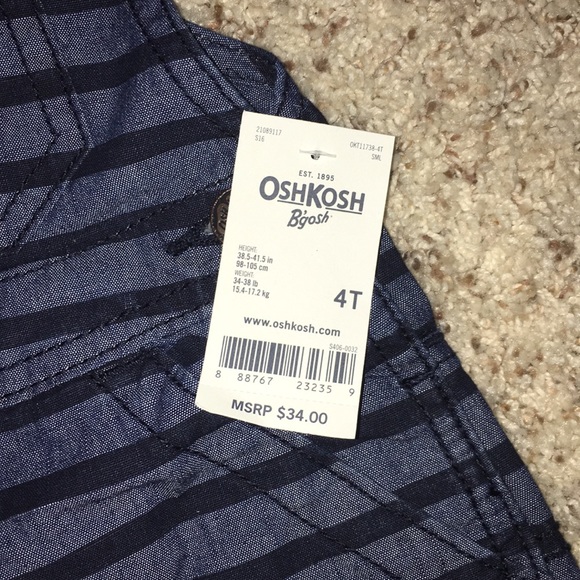 NWT OshKosh overall shorts - Picture 3 of 4
